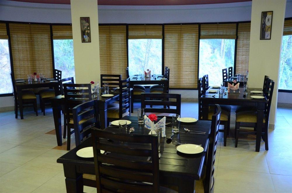Ck International Hotel Shimla Exterior photo